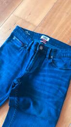 Jeans Tommy jongens 28/34 donkere jeans, Ophalen of Verzenden, Zo goed als nieuw, Blauw, Overige jeansmaten
