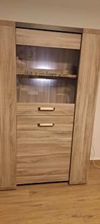Vitrinekast moet dringend weg., Maison & Meubles, Armoires | Vitrines, 25 à 50 cm, Comme neuf, 100 à 150 cm, Modern