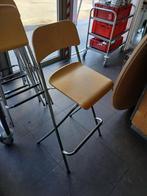 Hoge stoel/kruk, Huis en Inrichting, Stoelen, Ophalen, Overige kleuren, Zo goed als nieuw, Vijf, Zes of meer stoelen
