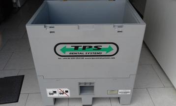 Opvouwbare PVC-bak en vloer op wielen beschikbaar voor biedingen