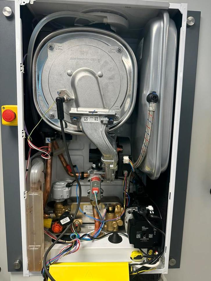 CHAUFFAGISTE BRUXELLES, Bricolage & Construction, Chauffe-eau & Boilers, Comme neuf, Enlèvement