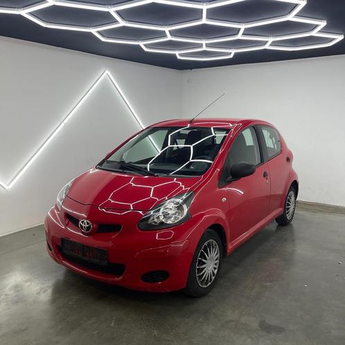 Toyota Aygo| 64.960KM| 2012 | GEKEURD + GARANTIE, Auto's, Toyota, Bedrijf, Te koop, Aygo, Isofix, Radio, Benzine, Euro 5, Stadsauto
