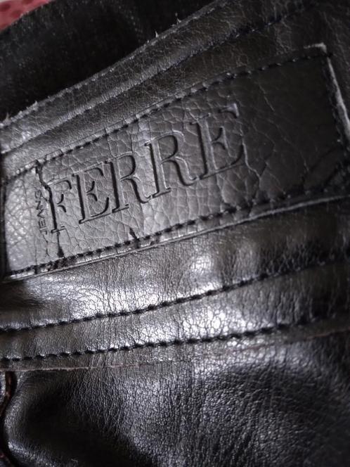 Zwarte rok gianfranco ferre, Kleding | Dames, Rokken, Zo goed als nieuw, Maat 38/40 (M), Verzenden