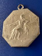 Medaille Hoofdrederijkkamer De Violieren1927 Mej. Ph. Bollen, Postzegels en Munten, Penningen en Medailles, Overige materialen