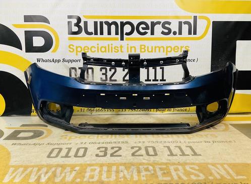 BUMPER Dacia Sandero 620223900R VOORBUMPER 1-G3-10839z, Auto-onderdelen, Carrosserie, Bumper, Voor, Gebruikt, Ophalen of Verzenden