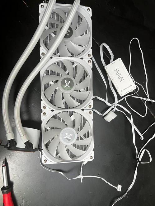 Watercooling xigmatek liquid killer x 360 arctic blanc, Computers en Software, Computerkoelers, Zo goed als nieuw, Waterkoeling