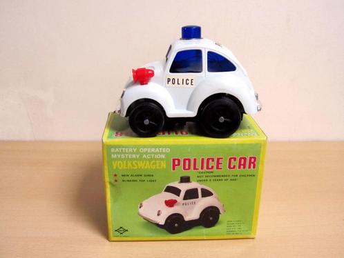 VW Volkswagen Kever "Police Car" Made in Japan, Hobby en Vrije tijd, Modelauto's | Overige schalen, Zo goed als nieuw, Auto, Ophalen of Verzenden