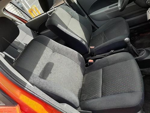 STOEL RECHTS VOOR Daihatsu Sirion 2 (M3) (01-2005/06-2013), Auto-onderdelen, Interieur en Bekleding, Daihatsu, Gebruikt