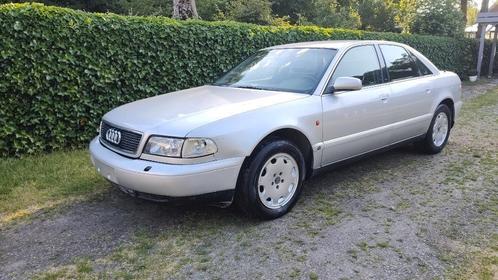 Audi A8 2.8v6 oldtimer, Auto's, Audi, Particulier, A8, Benzine, Euro 2, Handgeschakeld, Zwart, Leder, Voorwielaandrijving, Ophalen