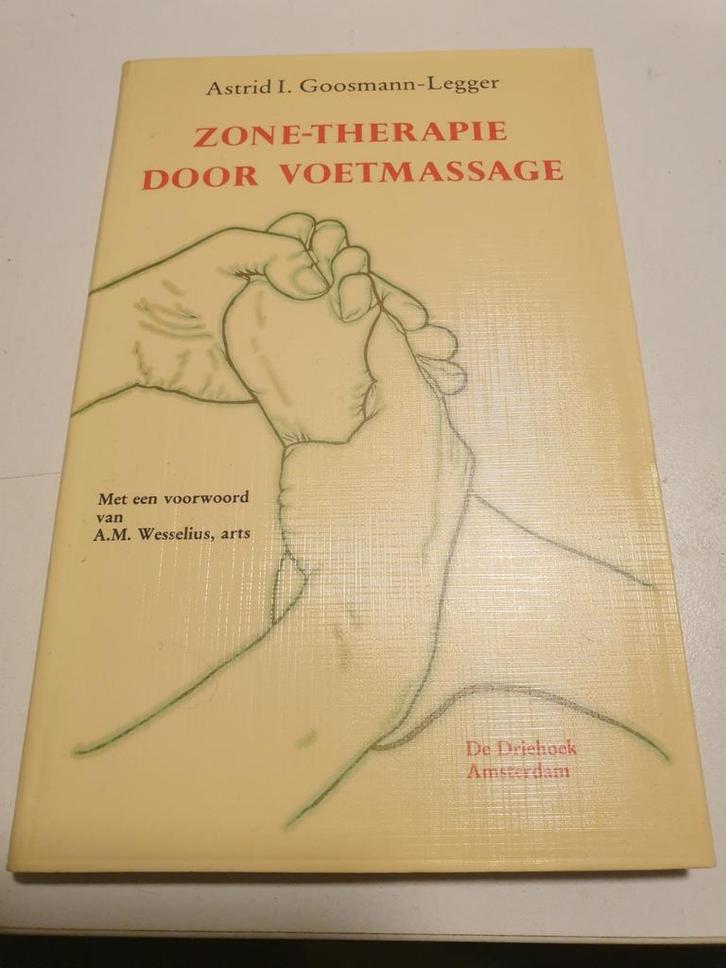 Voetreflexologie  Zone-therapie door voetmassage Reflexolgie, Boeken, Esoterie en Spiritualiteit, Zo goed als nieuw, Instructieboek