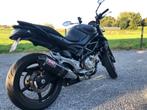 Suzuki Gladius 650 SV met Yoshimura TRC -  slechts 8500 km, Motoren, Motoren | Suzuki, Naked bike, 650 cc, Particulier, 2 cilinders