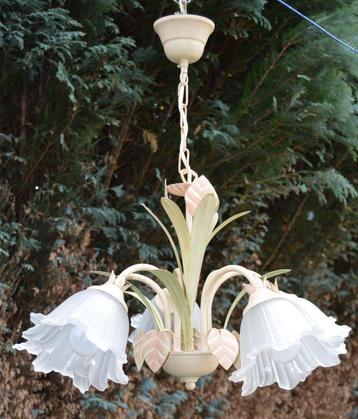 Luster met 5 glazen coupes. beschikbaar voor biedingen