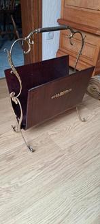 Vintage kranten- en lectuurbak, Huis en Inrichting, Woonaccessoires | Krantenbakken en Lectuurbakken, Ophalen, Gebruikt