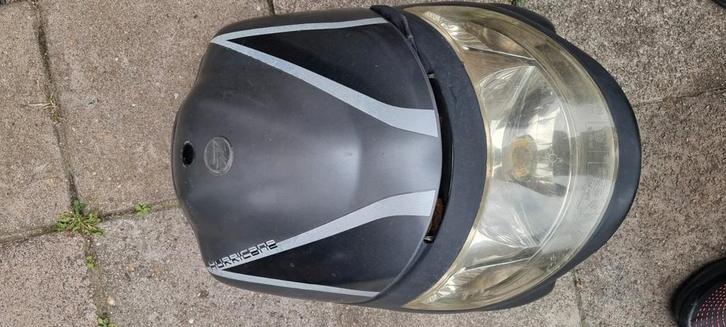 Koplamp keeway hurricane 50cc scooter met kap volledig, Fietsen en Brommers, Brommeronderdelen | Algemeen, Zo goed als nieuw, Carburateur