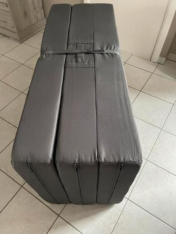 Opplooibare matras grijs , als nieuw beschikbaar voor biedingen