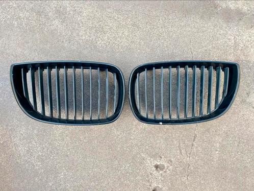 BMW E87 grillen/nieren, Auto-onderdelen, Carrosserie, BMW, Voor, Verzenden