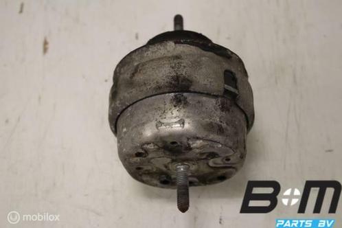 Motorsteun links VW Passat 3B Variant 8D0199379J, Auto-onderdelen, Overige Auto-onderdelen, Gebruikt