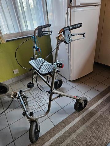 Rollator in prima staat beschikbaar voor biedingen