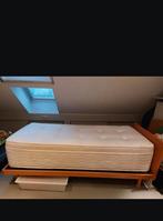 NIEUW Matras met toplaag in memory foam. 90x200cm en 38cm di, Ophalen, Nieuw, Matras