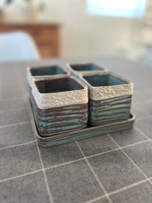 Decoratieve schaal met 4 potjes, Huis en Inrichting, Woonaccessoires | Schalen en Manden, Zo goed als nieuw, Ophalen of Verzenden