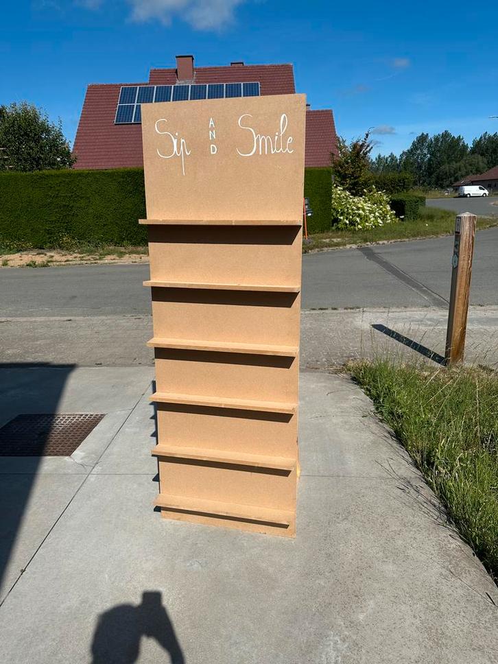 Champagne/cavakast, Huis en Inrichting, Kasten | Overige, Zo goed als nieuw, Ophalen