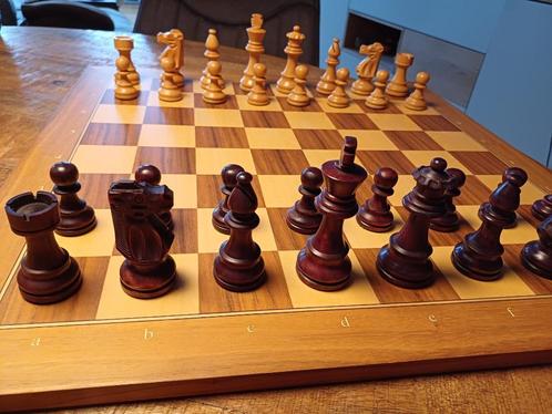 Schaakbord, Hobby en Vrije tijd, Gezelschapsspellen | Bordspellen, Zo goed als nieuw, Ophalen