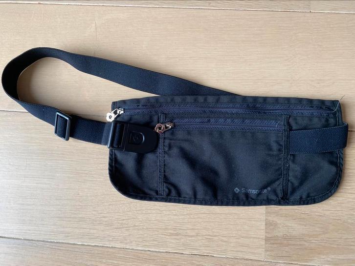 Samsonite Waist documententasje - reisbeugel, Handtassen en Accessoires, Tassen | Schoudertassen, Zo goed als nieuw, Zwart, Ophalen of Verzenden