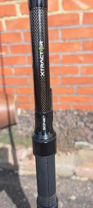 karper hengel Sonik Xtractor, Enlèvement ou Envoi, Comme neuf