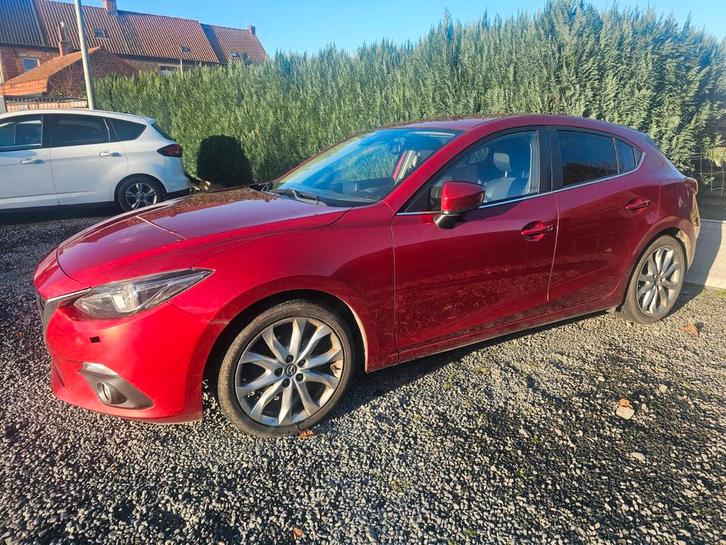 Mazda 3, Autos, Mazda, Entreprise, Achat, Cruise Control, Diesel, Euro 6, 5 portes, Boîte manuelle, Rouge, Noir, Cuir, Entretenue par le concessionnaire