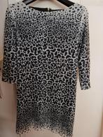 robe blanche et bleue motif leopard TS, Vêtements | Femmes, Comme neuf, Zara, Taille 36 (S), Bleu