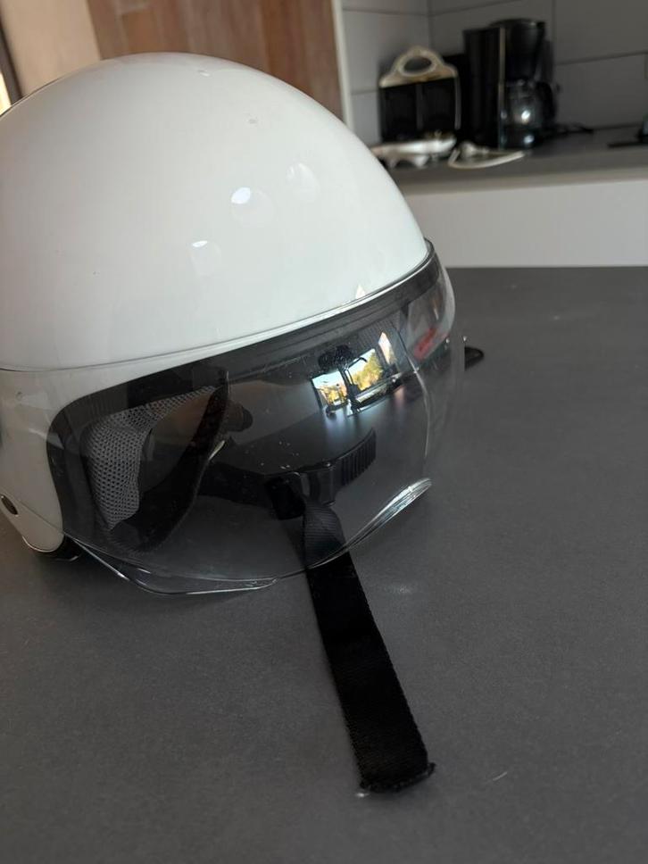 Brommer helm goede staat, Fietsen en Brommers, Brommerhelmen, Zo goed als nieuw, Ophalen