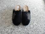 nr.21-Nieuwe damesslippers maat 39, Vêtements | Femmes, Chaussures, Neuf, Enlèvement ou Envoi, Pantoufles, Noir