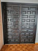 Porte espagnole du début du XXe siècle, Enlèvement