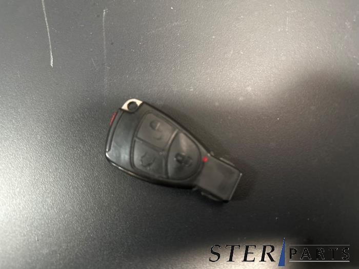 Clé d'un Mercedes SLK, Autos : Pièces & Accessoires, Autres pièces automobiles, Mercedes-Benz, Utilisé, 3 mois de garantie, Enlèvement ou Envoi