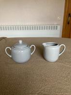 Grijze melk en suikerpot, merk : Vista 8 euro vr 2 stuks, Ophalen of Verzenden, Zo goed als nieuw, Aardewerk, Overige typen