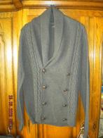 Warme grijze vest, Ophalen