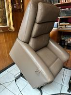 Fauteuils relevables, 3 pcs dispo, Ophalen, Zo goed als nieuw, Leer