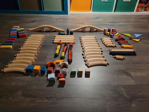 Lot circuit train en bois avec 2 ponts., Kinderen en Baby's, Speelgoed | Houten speelgoed, Gebruikt