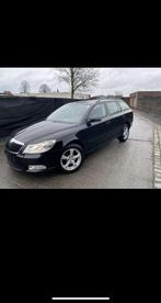 Skida octavia facelift 2010bj 244.000km 1.6diesel euro5, Auto's, Bluetooth, Zwart, Bedrijf, Te koop