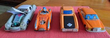 Blikken vintage frictie auto's schaal 1 : 24 beschikbaar voor biedingen