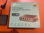 Gigabit Easy Smart-switch met 5 poorten en 4 PoE+-poorten, Computers en Software, Netwerk switches, Ophalen of Verzenden, Zo goed als nieuw