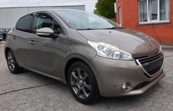 Peugeot 208. 1.2 Benzine euro 6b. Km.91.584 beschikbaar voor biedingen