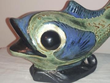 Amphore - statue de gros poisson 
