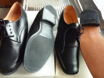 Nieuwe ABL mannenschoenen maat 42 beschikbaar voor biedingen