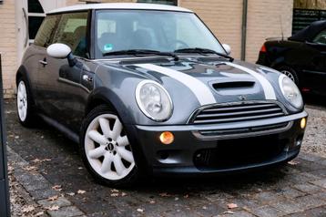 Mini Cooper S 1.6 163 ch Pano SiègesChauffants, Cuir, Argent ou Gris, Entreprise, Boîte manuelle