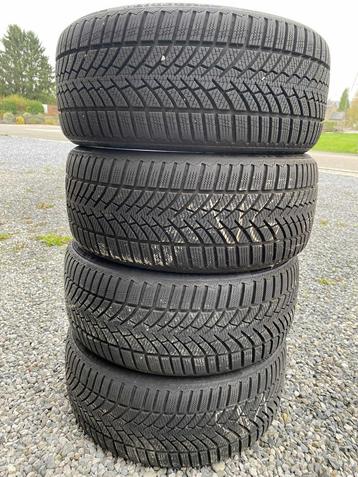 PNEUS NEIGE beschikbaar voor biedingen