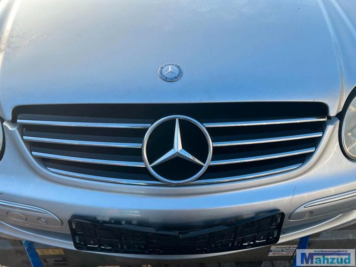 MERCEDES CLK W209 grille 2002-2009, Auto-onderdelen, Carrosserie, Mercedes-Benz, Gebruikt
