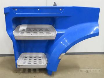 DAF Body & Chassis Parts Instapbak Li DAF XF 106 beschikbaar voor biedingen