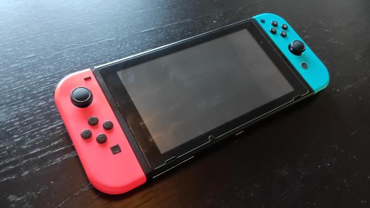 Nintendo Switch V1+-spellen, Games en Spelcomputers, Spelcomputers | Nintendo Switch, Zo goed als nieuw, Switch Original, Met 1 controller