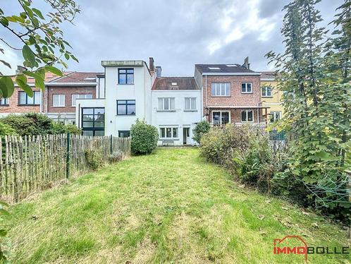 Maison à Woluwe-Saint-Pierre, 3 chambres, Immo, Maisons à vendre, Maison individuelle